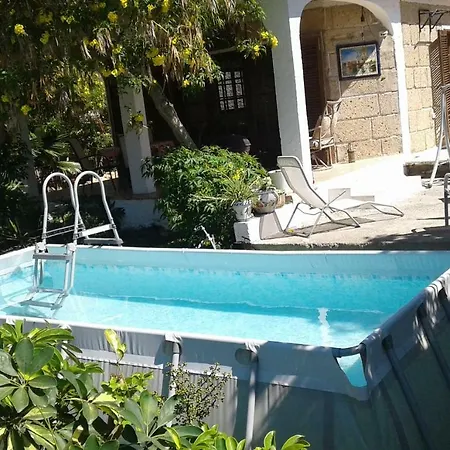 Casa Con Terrazas,jardin Y Piscina En La Camella. *